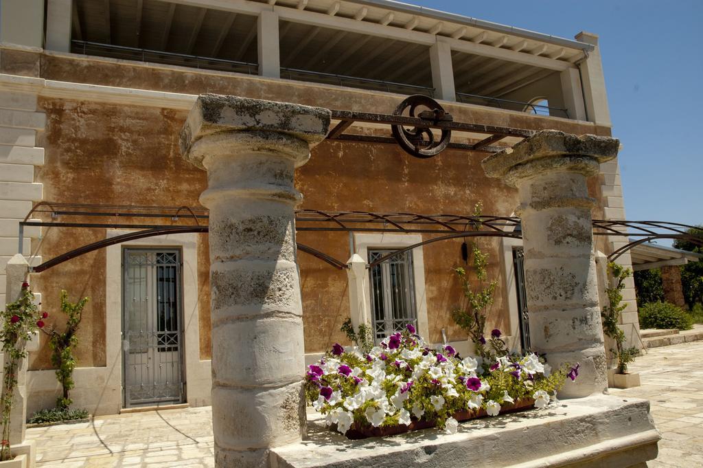 Agriturismo Li Calizzi Arte E Natura Novoli Ngoại thất bức ảnh